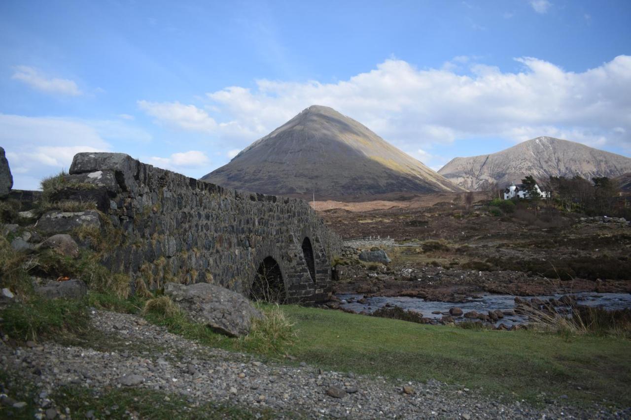 Skye Lodge Dunvegan Skye Esterno foto